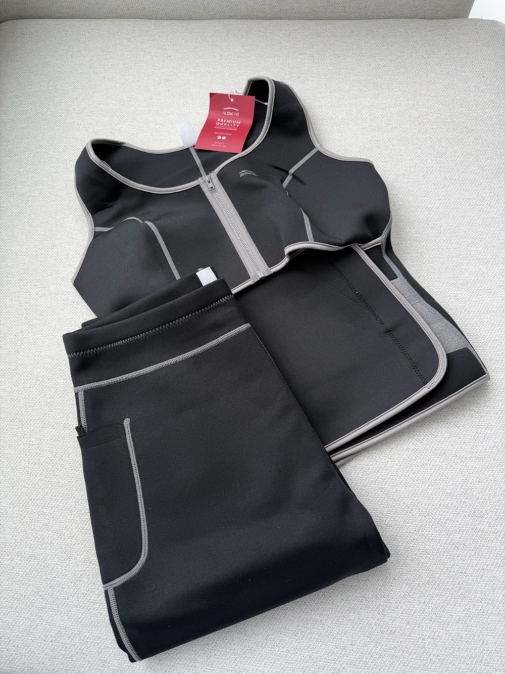 Along Fit Sauna Suit Set Black XL New With Tags Workout Set